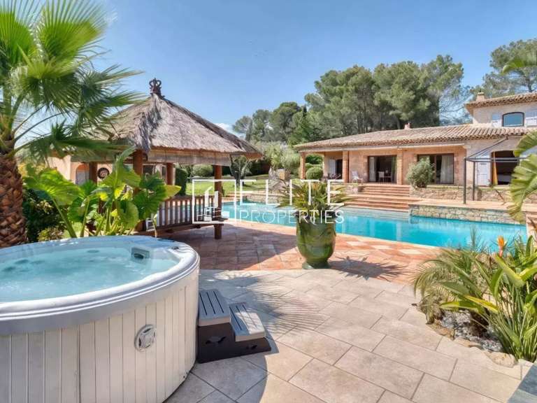 Maison Mouans-Sartoux - 278m²