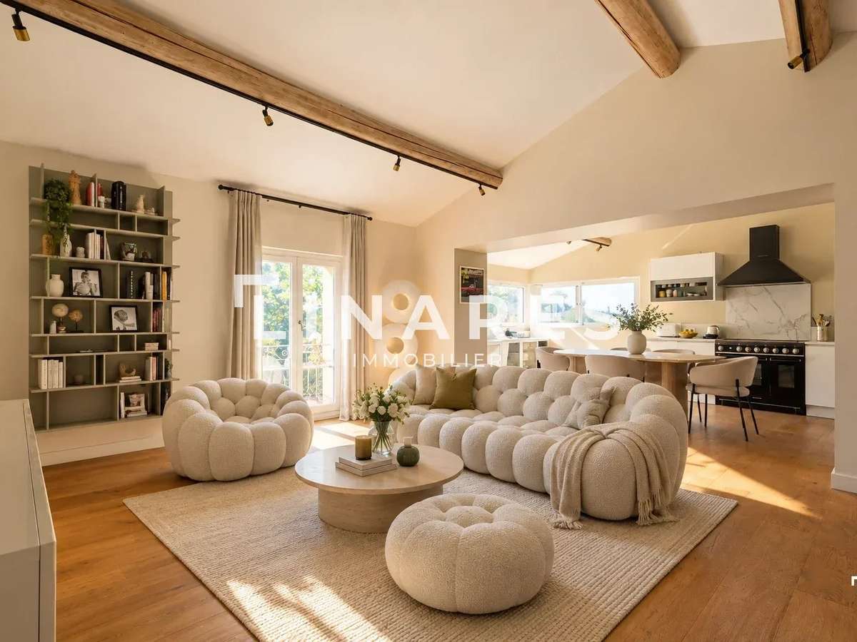House Cassis