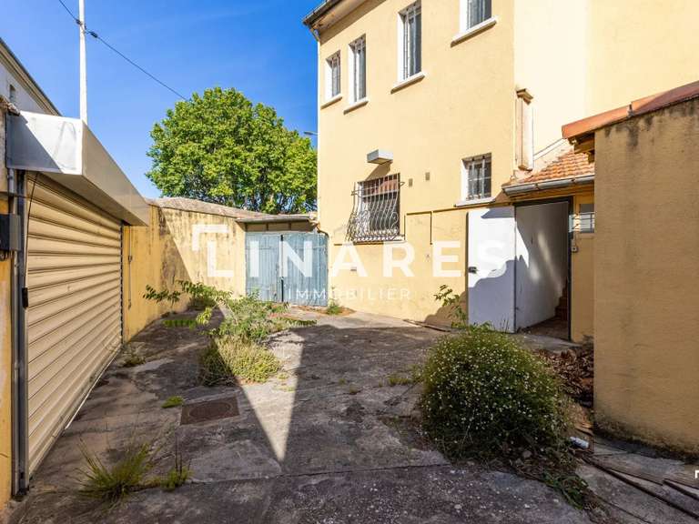 House Aix-en-Provence - 4 bedrooms - 303m²