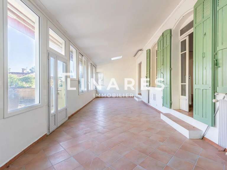 House Aix-en-Provence - 4 bedrooms - 303m²