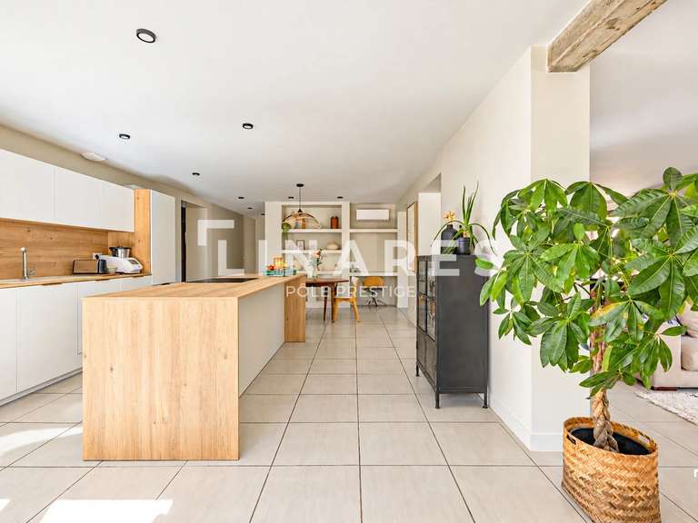 Maison Aix-en-Provence - 4 chambres - 180m²