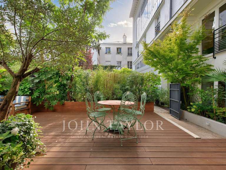 Maison Paris 18e - 4 chambres - 158m²