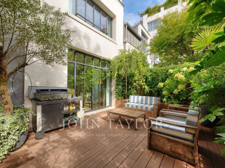 Maison Paris 18e - 4 chambres - 158m²
