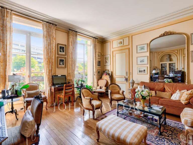 Maison Paris 16e - 7 chambres - 484m²