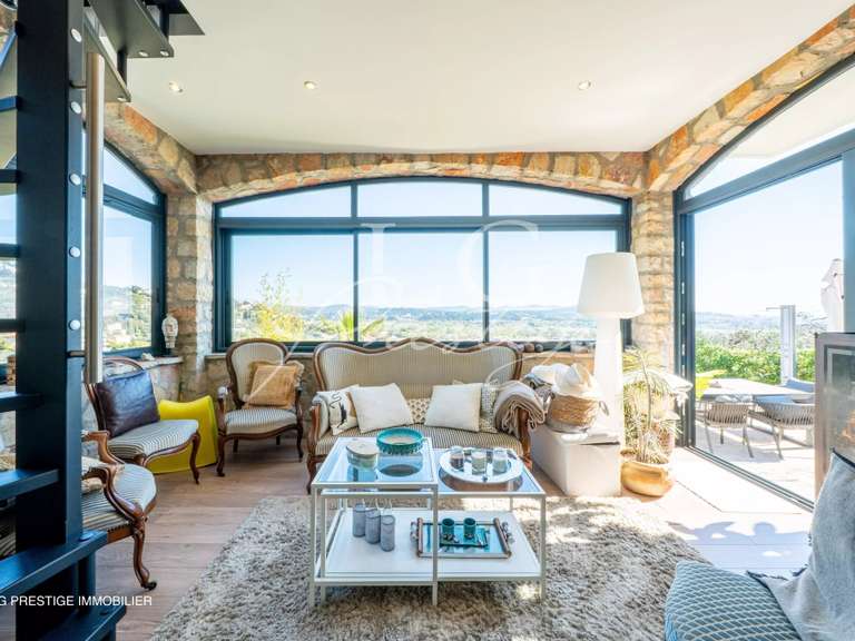 House Mandelieu-la-Napoule - 4 bedrooms - 175m²