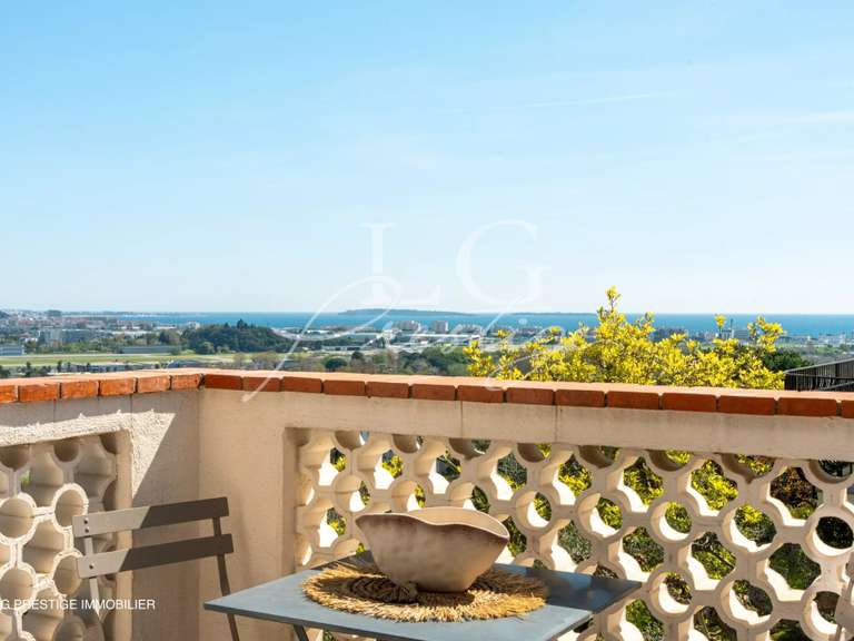 House Mandelieu-la-Napoule - 4 bedrooms - 175m²