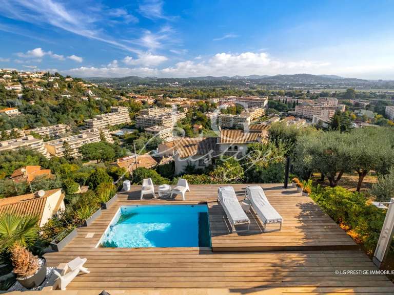 House Mandelieu-la-Napoule - 4 bedrooms - 175m²