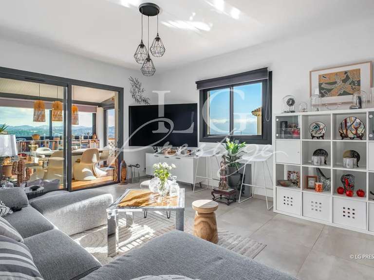 House Mandelieu-la-Napoule - 4 bedrooms - 175m²