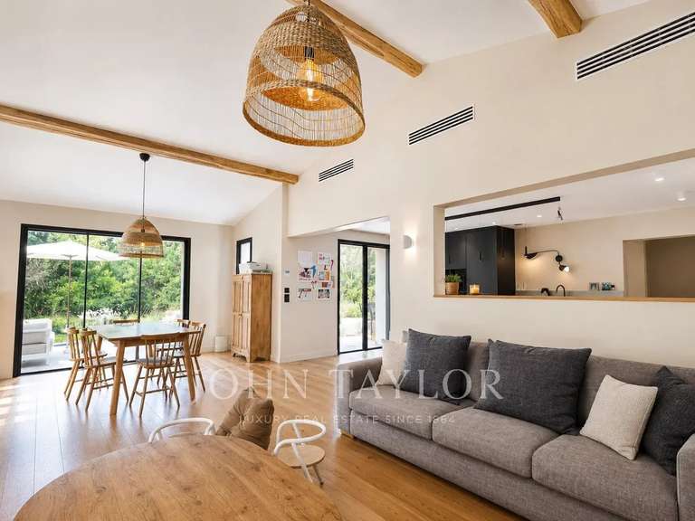 Maison Valbonne - 4 chambres - 186m²