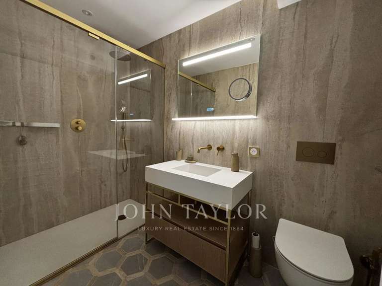 Maison Grasse - 4 chambres - 237m²
