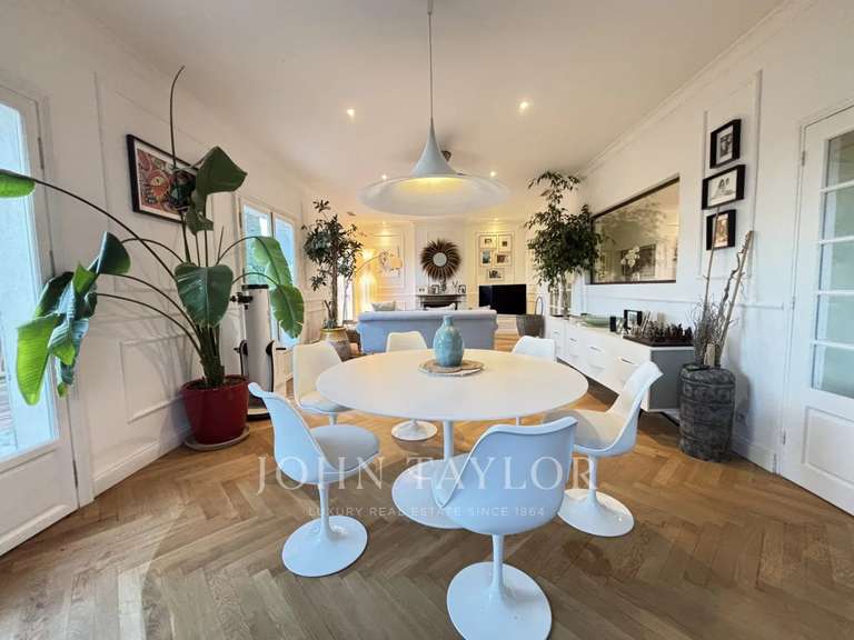 Maison Grasse - 4 chambres - 237m²