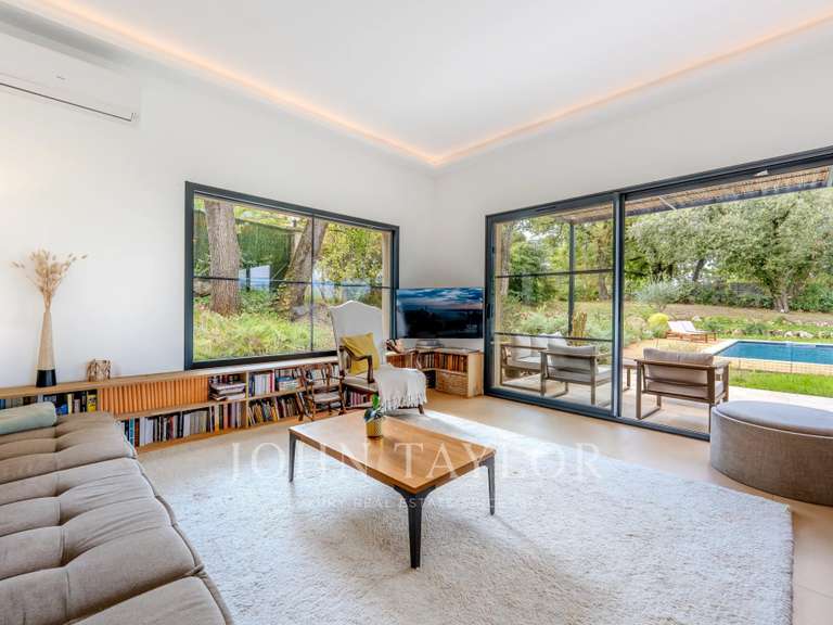 Maison Roquefort-les-Pins - 2 chambres - 72m²