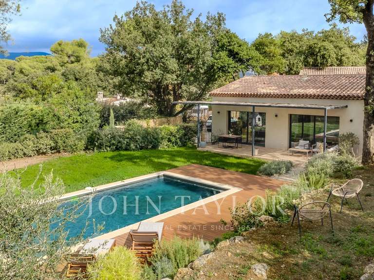 Maison Roquefort-les-Pins - 2 chambres - 72m²