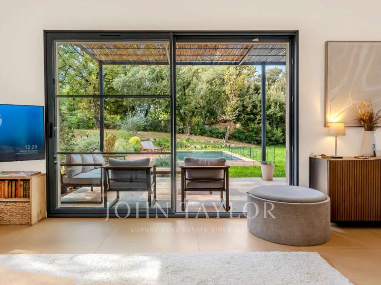 Maison Roquefort-les-Pins - 2 chambres - 72m²