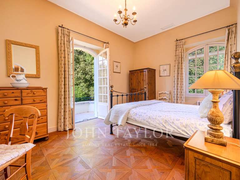 House Grasse - 7 bedrooms - 368m²