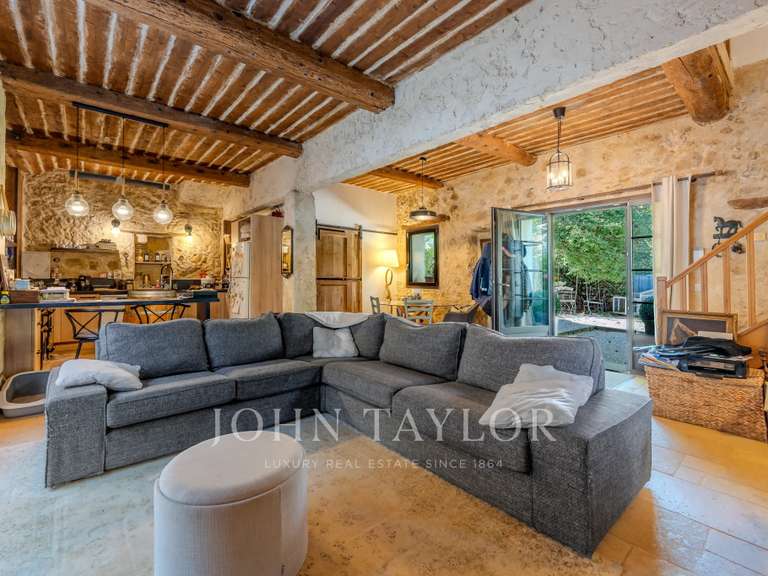 House Valbonne