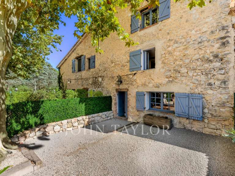 House Valbonne