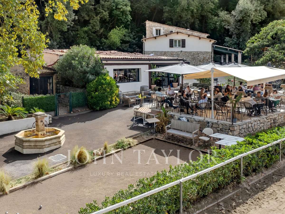 House Valbonne
