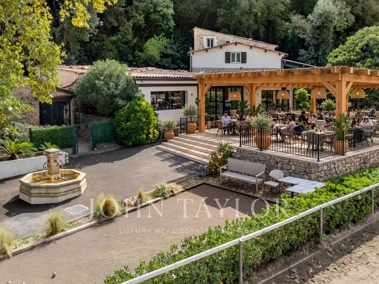 House Valbonne