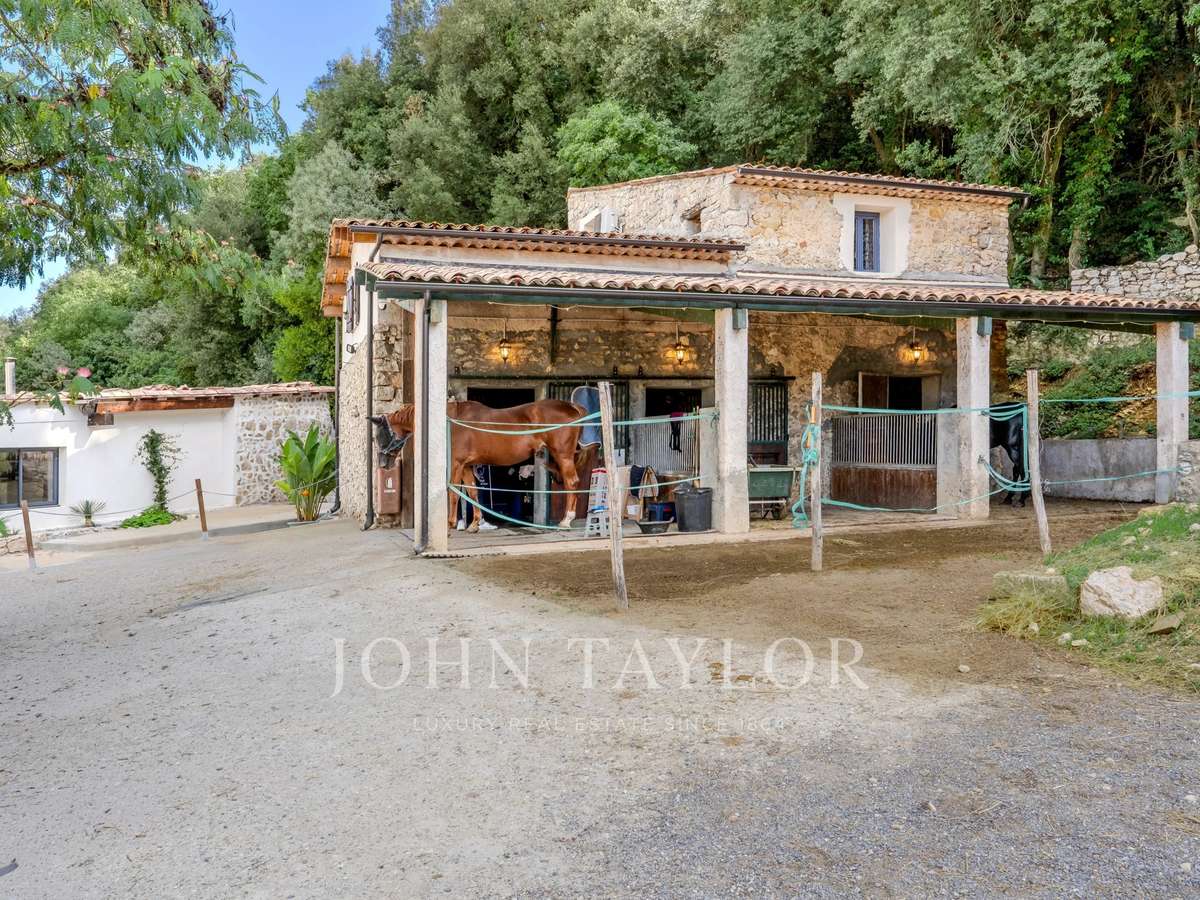 House Valbonne