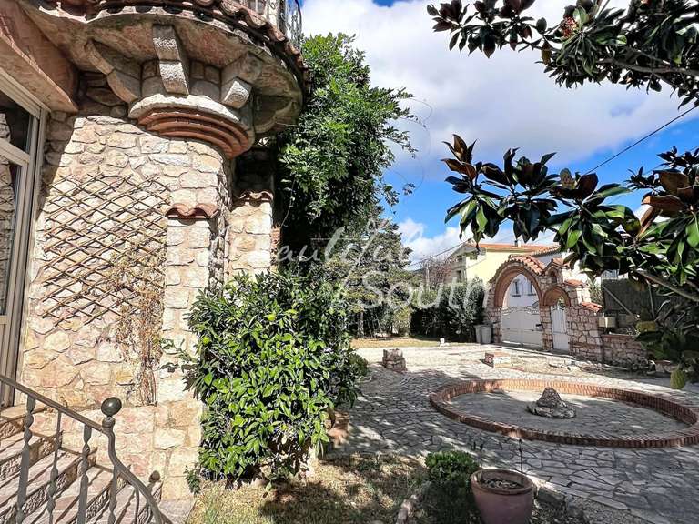 Maison Prades - 5 chambres - 166m²