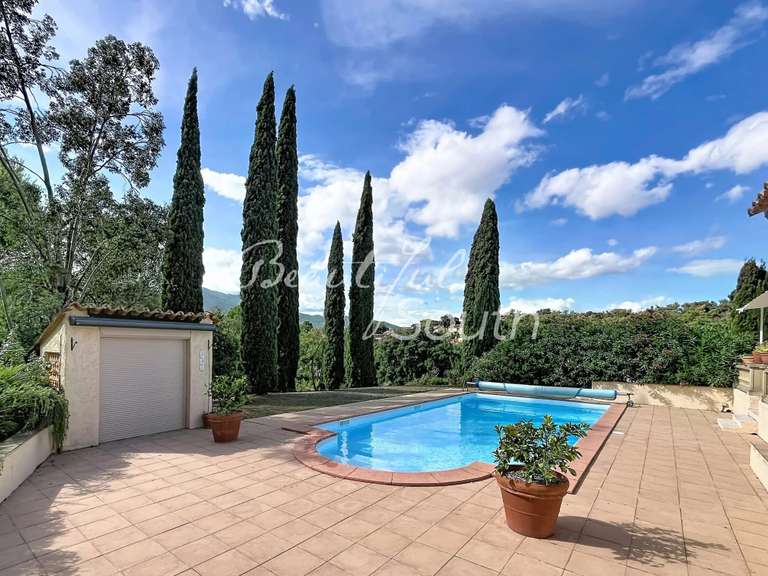 Maison Maureillas-las-Illas - 3 chambres - 172m²