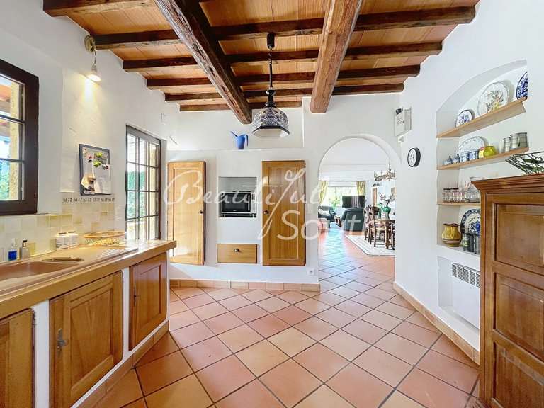 Maison Maureillas-las-Illas - 3 chambres - 172m²
