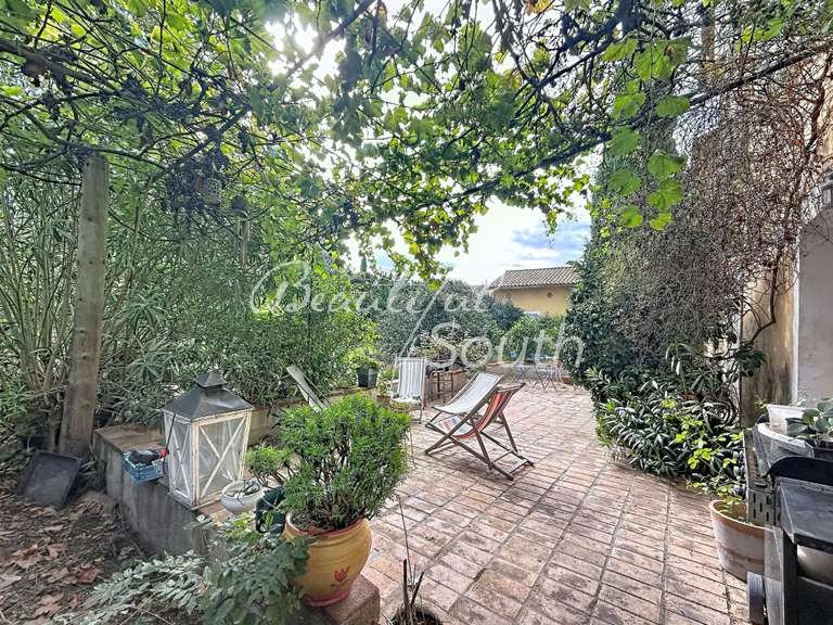 Maison Elne - 9 chambres - 405m²