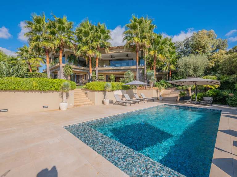 Maison Sainte-Maxime - 5 chambres - 710m²