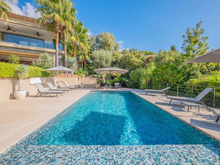 Maison Sainte-Maxime - 5 chambres - 710m²