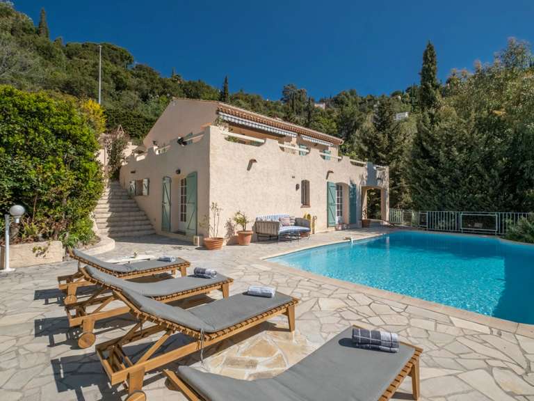 Maison Les issambres - 4 chambres - 205m²