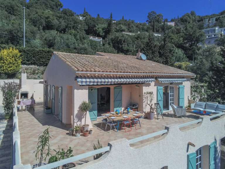 Maison Les issambres - 4 chambres - 205m²