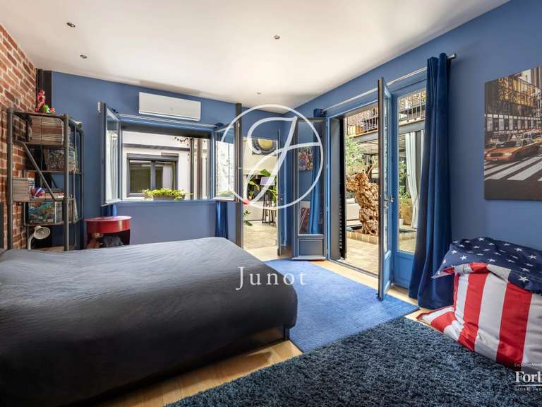 Maison Courbevoie - 6 chambres - 376m²