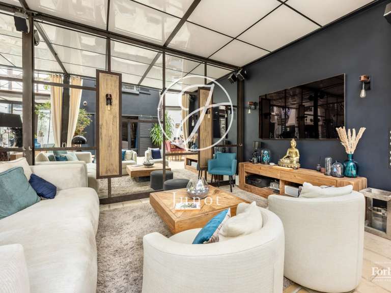Maison Courbevoie - 6 chambres - 376m²