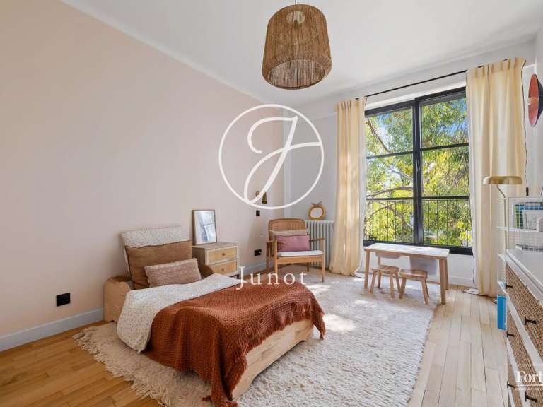 Maison Garches - 6 chambres - 300m²