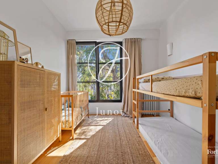 Maison Garches - 6 chambres - 300m²