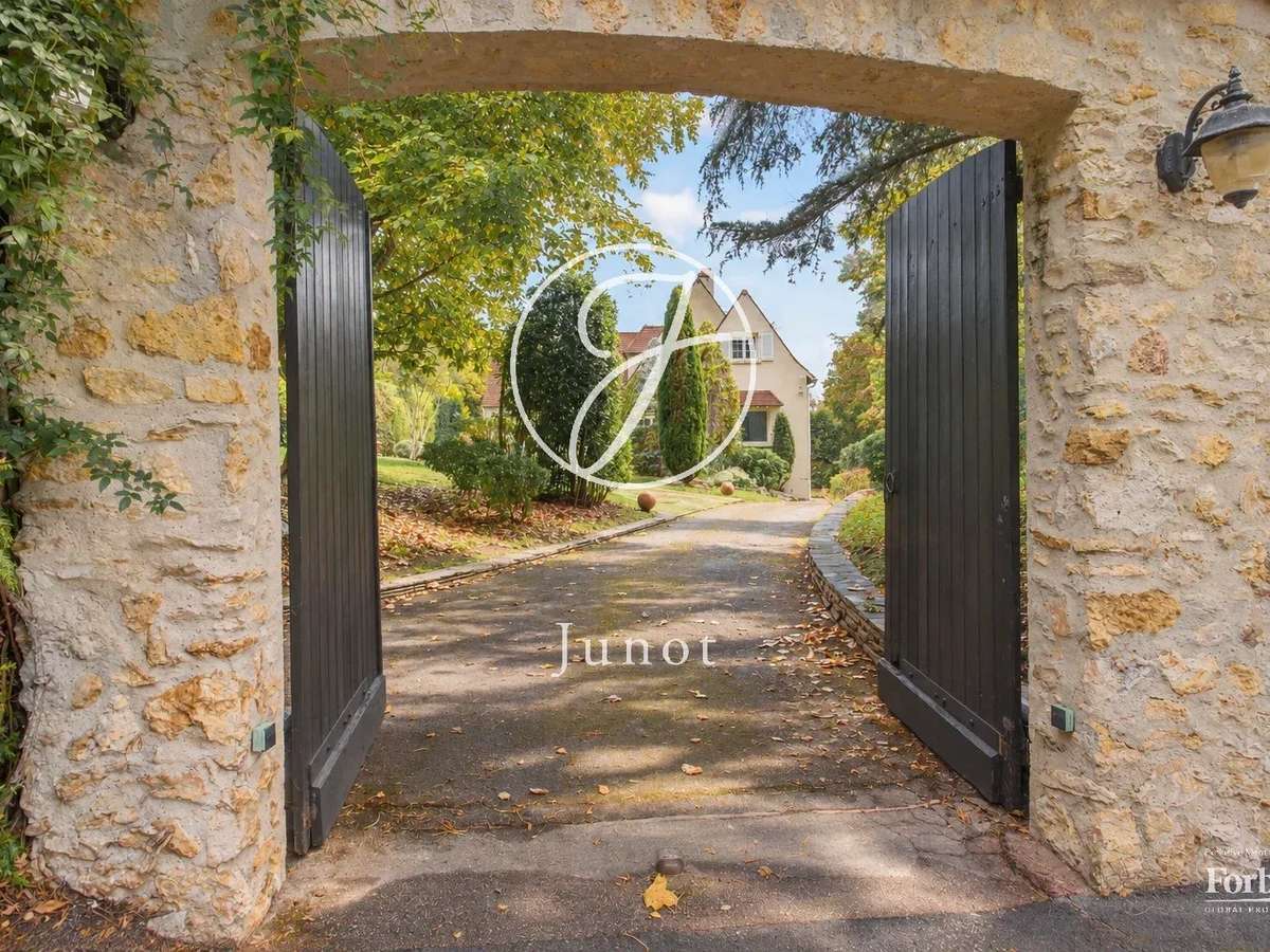 Maison Marnes-la-Coquette