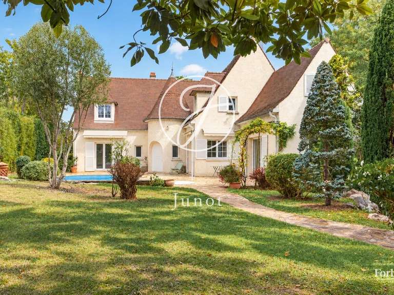 Maison Marnes-la-Coquette - 5 chambres - 330m²