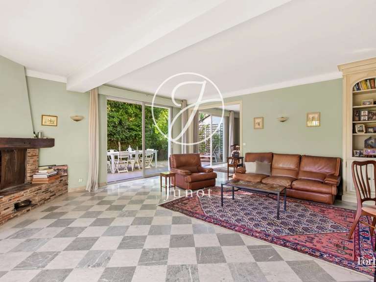 Maison Vaucresson - 5 chambres - 178m²