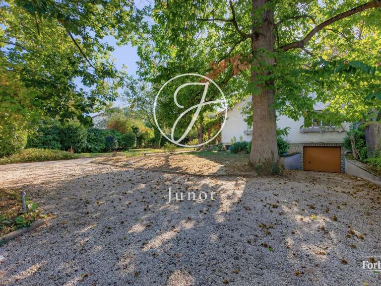 Maison Vaucresson - 5 chambres - 178m²