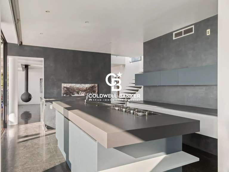House Toulon - 3 bedrooms - 318m²