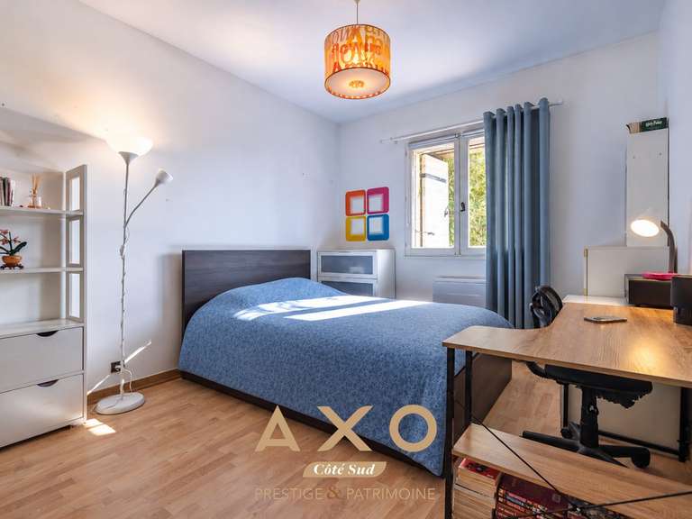 Maison Éguilles - 4 chambres - 168m²