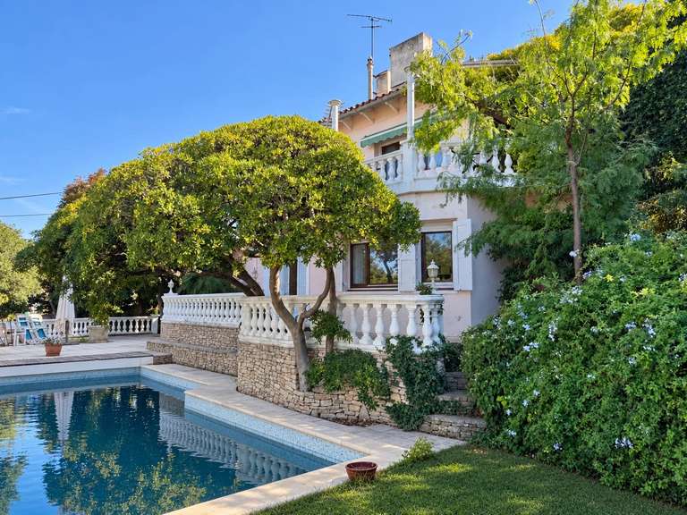 Maison Marseille 7e - 3 chambres - 163m²