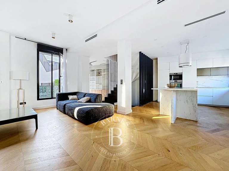 Maison Saint-Maur-des-Fossés - 4 chambres - 254m²