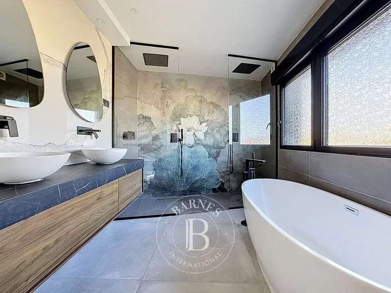 Maison Saint-Maur-des-Fossés - 4 chambres - 254m²