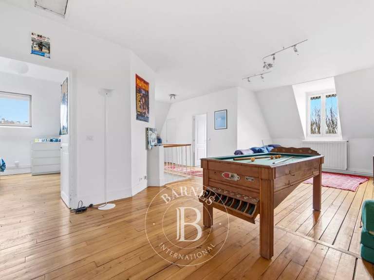 Maison Saint-Maur-des-Fossés - 6 chambres - 364m²