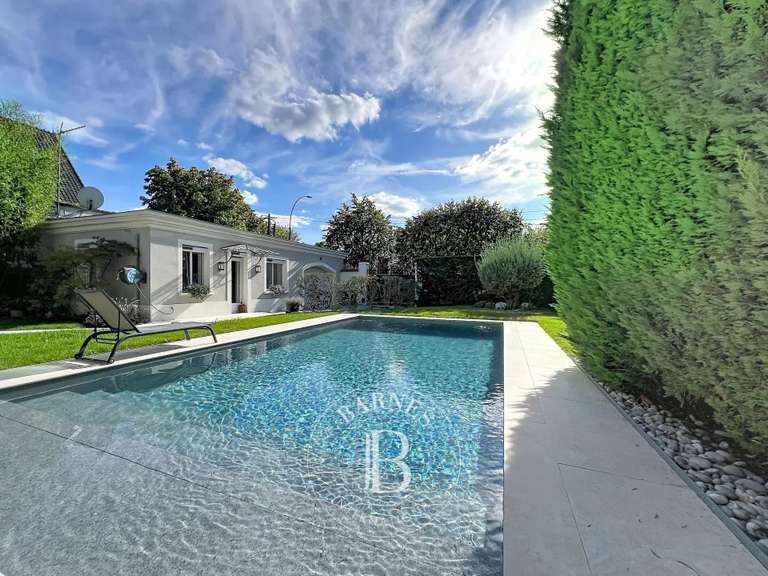 Maison Saint-Maur-des-Fossés - 4 chambres - 236m²