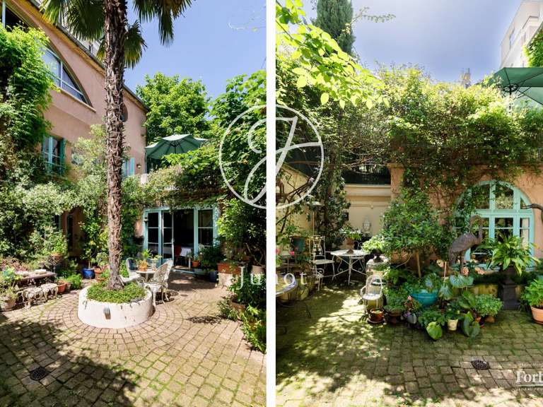 Appartement Paris 18e - 4 chambres - 184m²