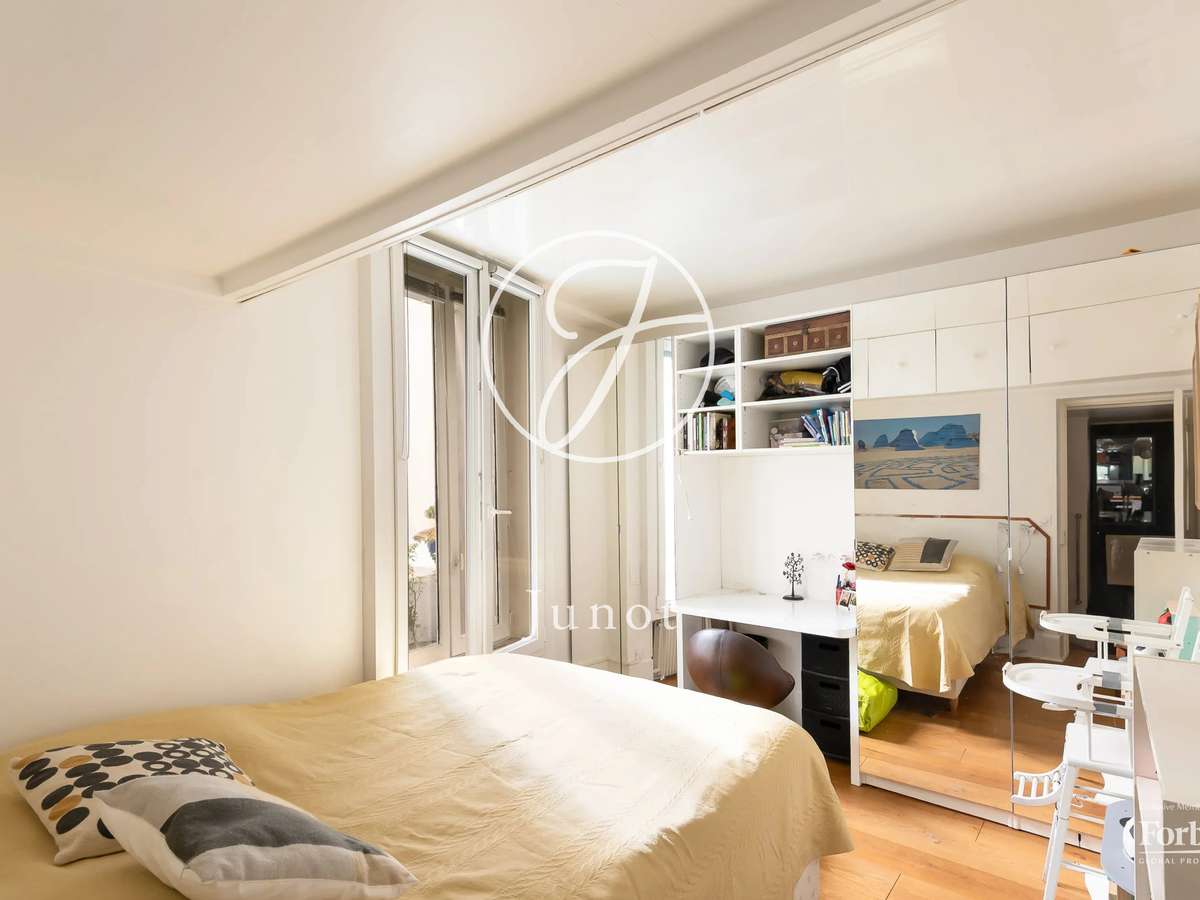 House Paris 18e