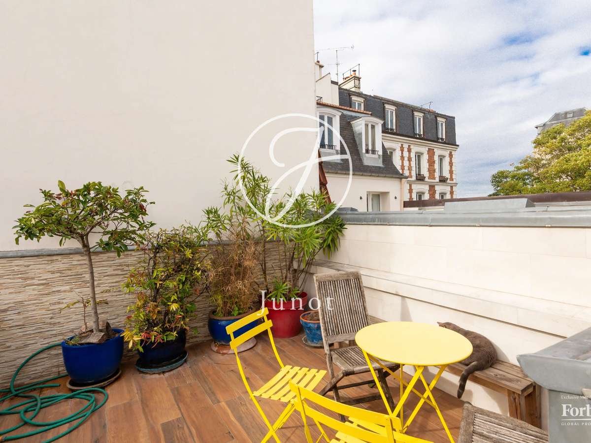 House Paris 18e
